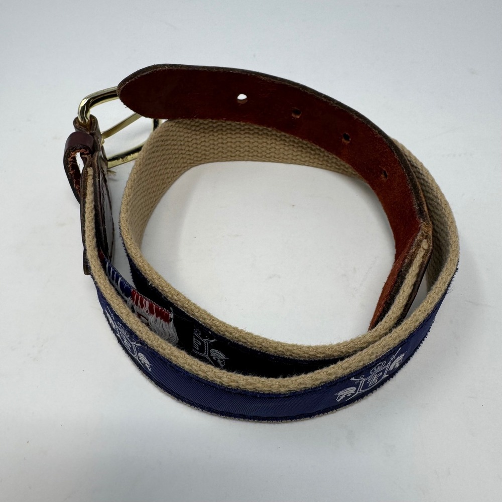 Cape Cod Belt Co Canvas Leather Belt Kids 30 Tan Navy Crest Preppy Good Cond - Picture 2 of 9